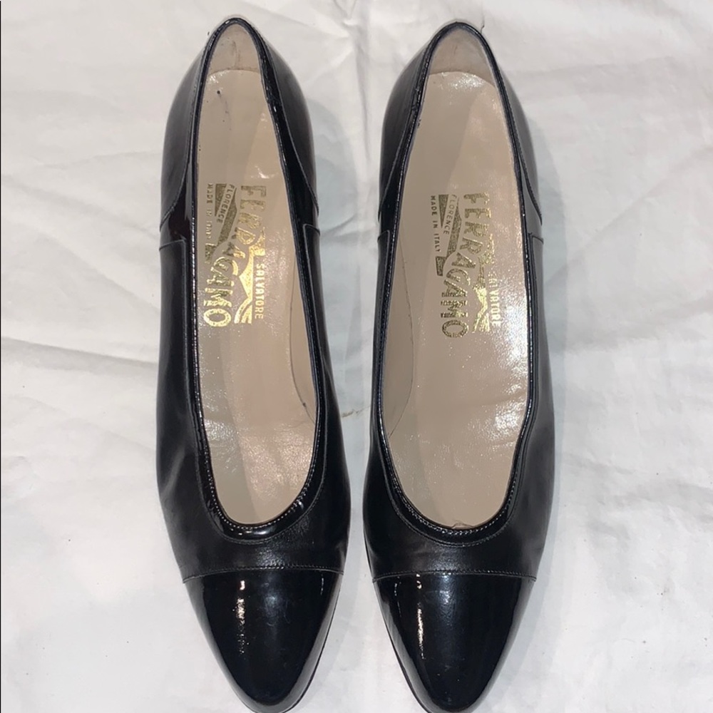 Salvatore Ferragamo Pump